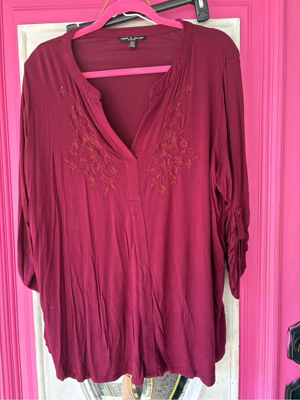Cable & Gauge Women's Embroidered V-Neck Tunic Top - Burgundy